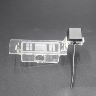 Camera video auto dedicata pentru mersul cu spatele compatibila cu Kia K5 unghi 150 de grade night vision 0 lux U2