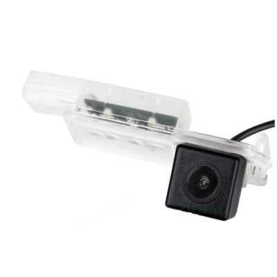 Camera video auto dedicata pentru mersul cu spatele compatibila cu VW CC 2013/Golf 7 deschidere 120 de grade instalare la becul
